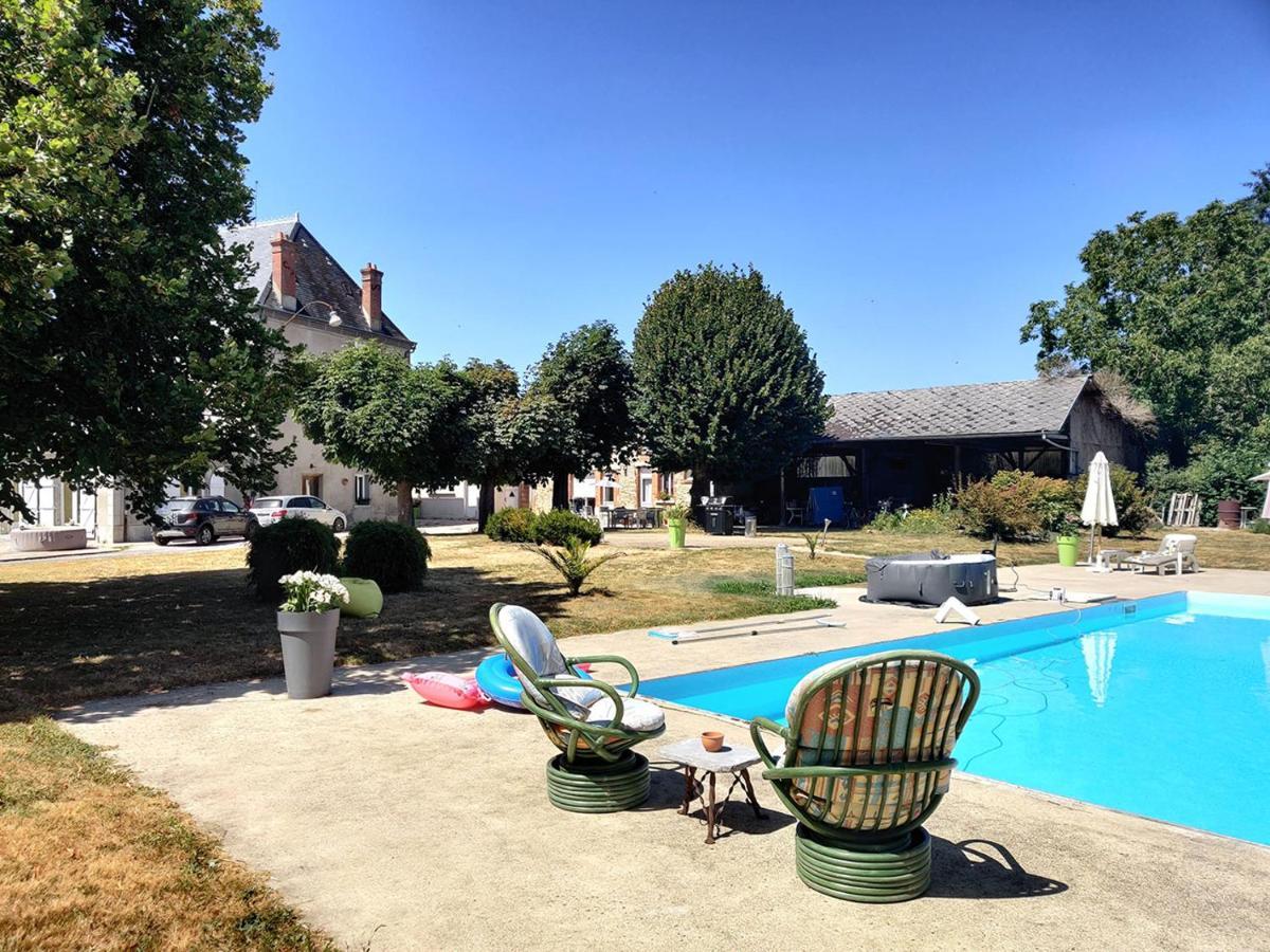 Domaine De La Caure Villa Bussiere-Dunoise ภายนอก รูปภาพ